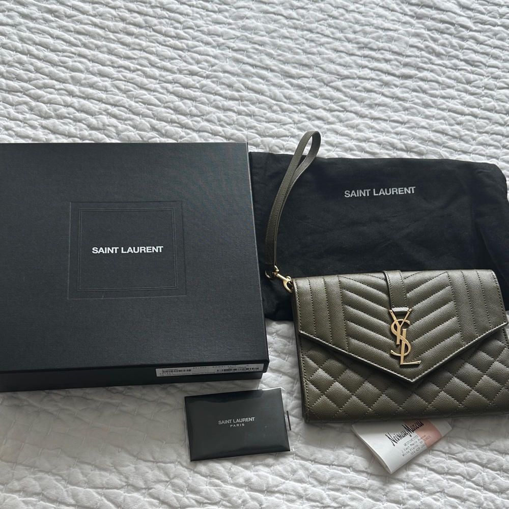 Saint Laurent Khaki Quilted Clutch Grain Leather - Picture 4 of 8